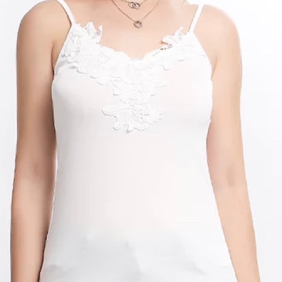 Brand New Classy Fashion Closet Blouse - Picture 2 of 2